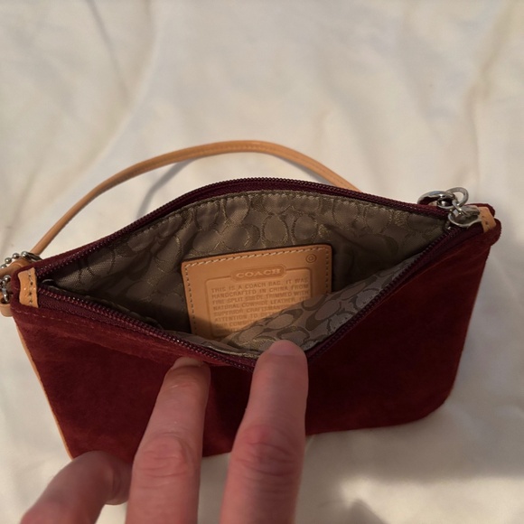 Coach suede wristlet - Picture 3 of 3